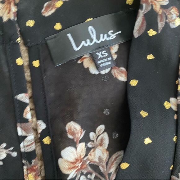 Lulu’s | Midnight Voyage Black Floral Print Romper - Picture 11 of 12